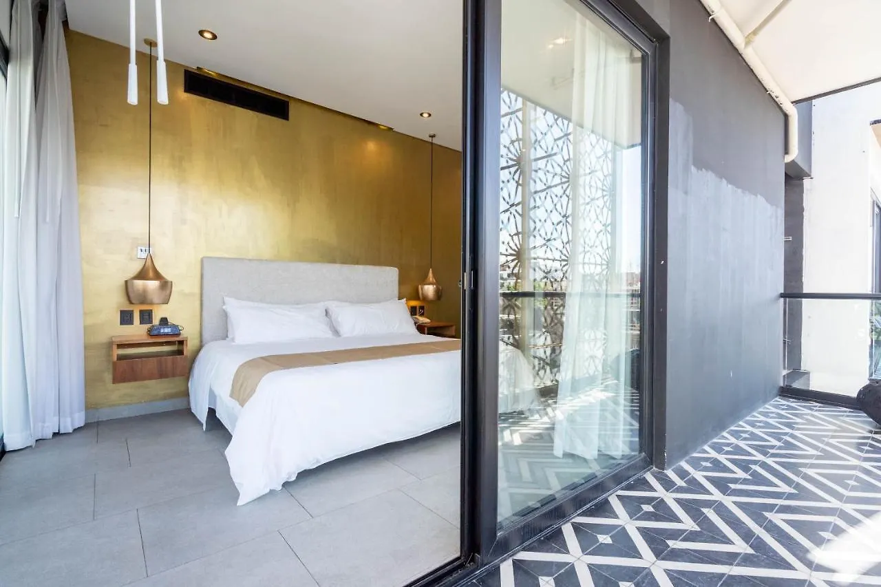 It Boutique Hotel & Restaurant Playa del Carmen