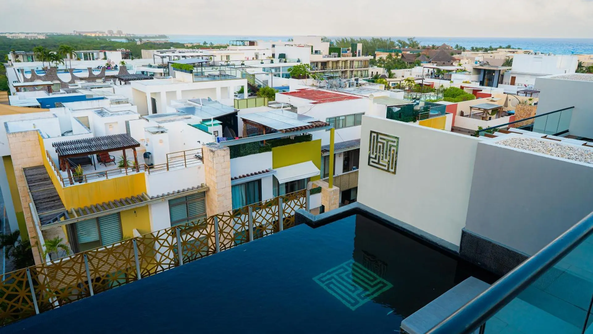 It Boutique Hotel & Restaurant Playa del Carmen